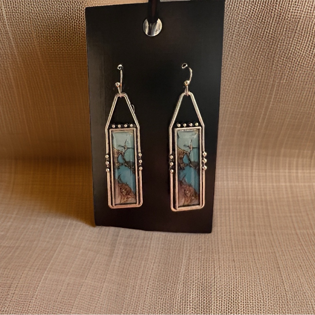 New Fashion Earrings.